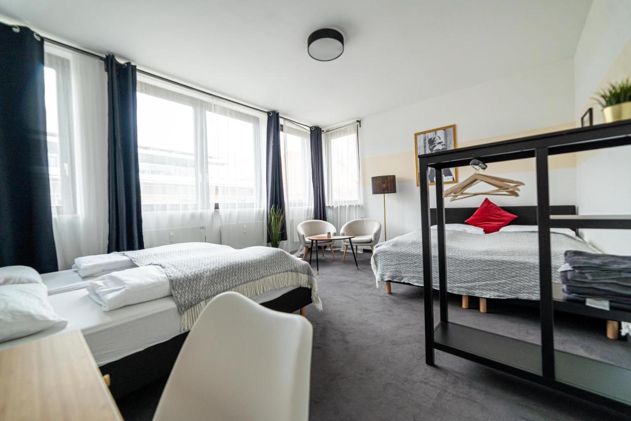 Full House Hostel Nurnberg - Shared Bath & Kitchen Ngoại thất bức ảnh