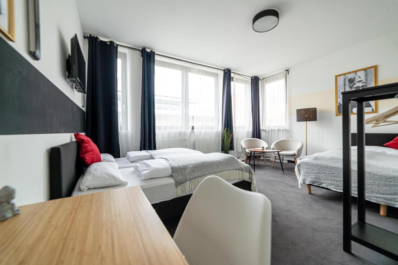 Full House Hostel Nurnberg - Shared Bath & Kitchen Ngoại thất bức ảnh