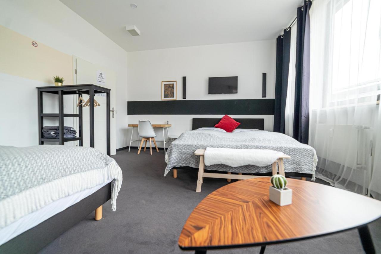 Full House Hostel Nurnberg - Shared Bath & Kitchen Ngoại thất bức ảnh