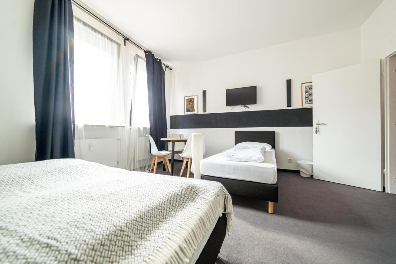 Full House Hostel Nurnberg - Shared Bath & Kitchen Ngoại thất bức ảnh