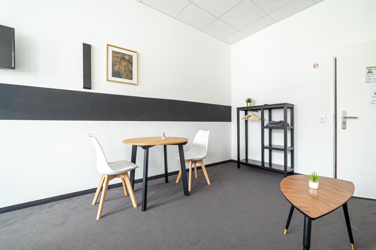 Full House Hostel Nurnberg - Shared Bath & Kitchen Ngoại thất bức ảnh
