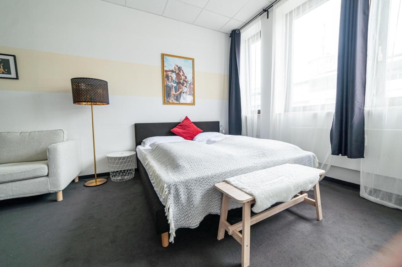 Full House Hostel Nurnberg - Shared Bath & Kitchen Ngoại thất bức ảnh