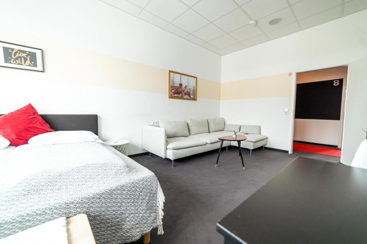 Full House Hostel Nurnberg - Shared Bath & Kitchen Ngoại thất bức ảnh