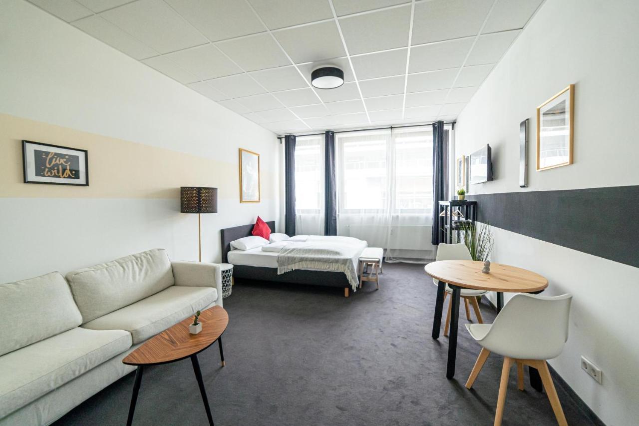 Full House Hostel Nurnberg - Shared Bath & Kitchen Ngoại thất bức ảnh