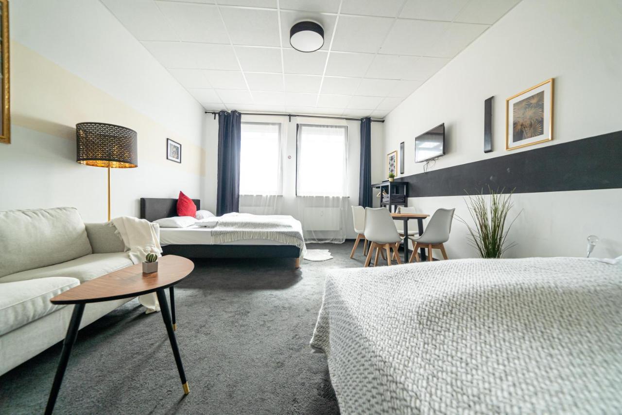 Full House Hostel Nurnberg - Shared Bath & Kitchen Ngoại thất bức ảnh