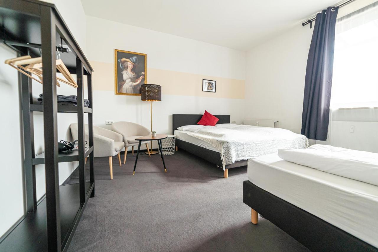 Full House Hostel Nurnberg - Shared Bath & Kitchen Ngoại thất bức ảnh
